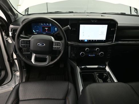 Used 2025 Ford F250 Lariat w/ Tremor Off-Road Package AWD/4WD image 28