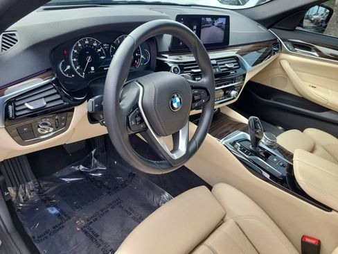 Used 2018 BMW 530i RWD image 19