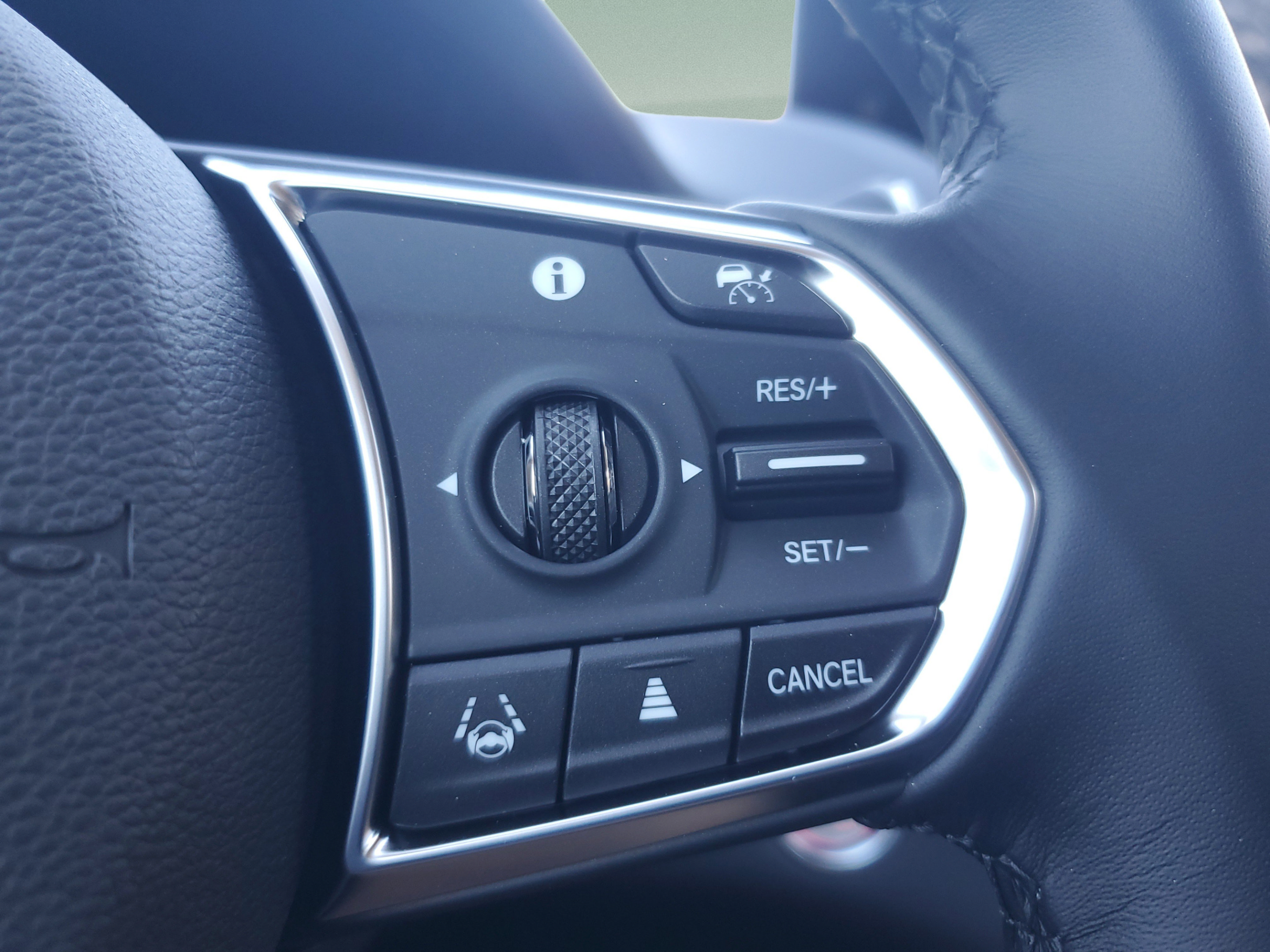 Certified 2026 Acura RDX w/ Technology Package AWD/4WD image 19