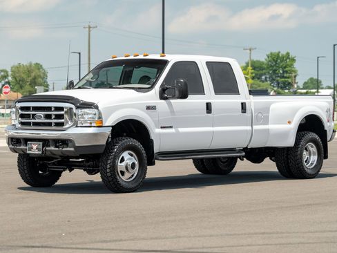 Used 2000 Ford F350 Lariat image 12