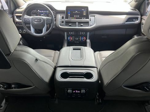 Used 2021 GMC Yukon XL SLT w/ Rear Media and Nav Package AWD/4WD image 25