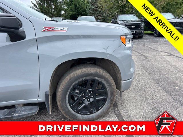 Used 2024 Chevrolet Silverado 1500 RST w/ Convenience Package II AWD/4WD image 4