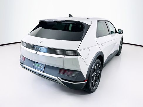 Used 2024 Hyundai Ioniq 5 SEL RWD image 9