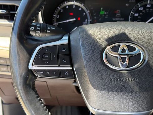 Used 2020 Toyota Highlander Limited AWD/4WD image 15