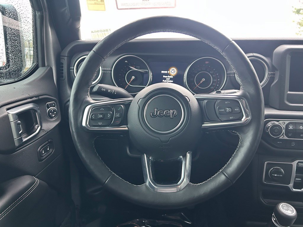 Used 2018 Jeep Wrangler Unlimited Sahara w/ Cold Weather Group AWD/4WD image 20