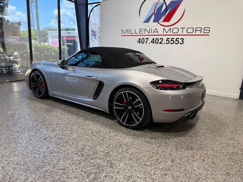 Used 2023 Porsche 718 Boxster GTS RWD image 38