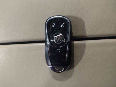Used 2016 Buick Envision Premium AWD/4WD image 32