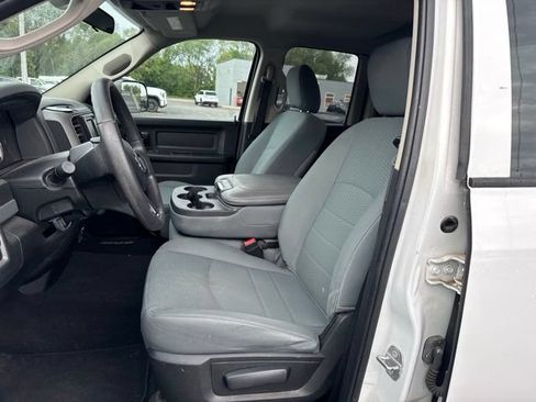 Used 2018 RAM 1500 Express AWD/4WD image 12