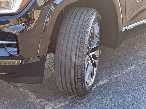 New 2026 GMC Terrain Denali w/ LPO, Floor Liner Package image 25