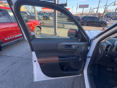 Certified 2025 Ford Bronco Sport Outer Banks w/ Outer Banks Tech Package+ image 9