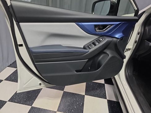 Used 2022 Subaru Crosstrek Hybrid image 17