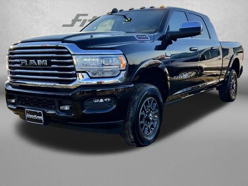 Used 2022 RAM 2500 Limited image 2