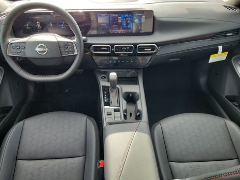 New 2026 Nissan Sentra SR w/ SR Premium Package image 18