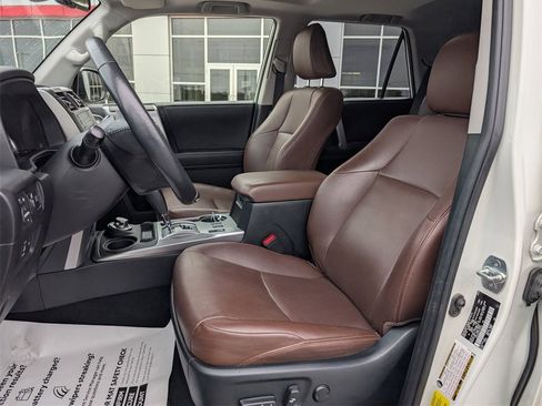 Used 2023 Toyota 4Runner Limited image 13