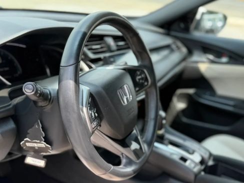 Used 2020 Honda Civic EX image 8