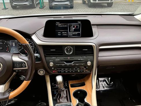 Used 2020 Lexus RX 350L FWD w/ Premium Package image 6