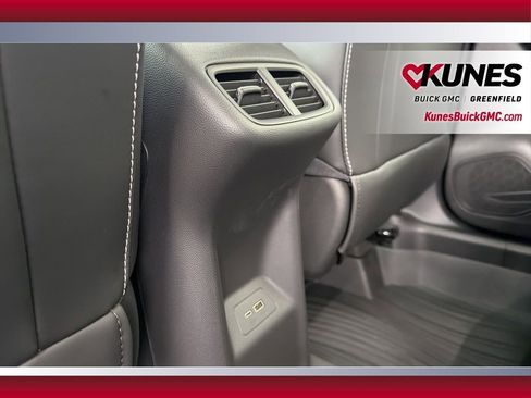 New 2026 Buick Envision Sport Touring image 40