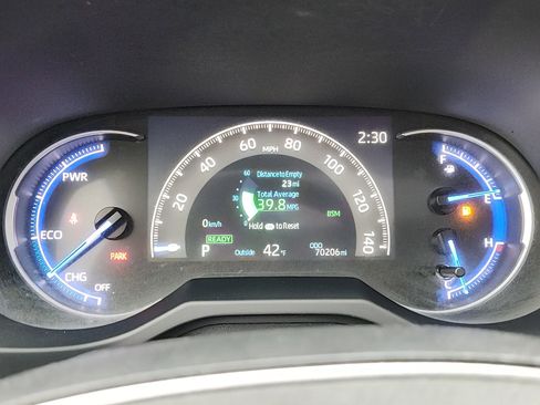 Used 2019 Toyota RAV4 XSE image 13