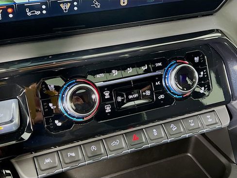 Certified 2026 GMC Sierra 1500 AT4X image 15