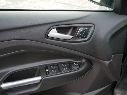 Used 2016 Ford Escape Titanium image 16