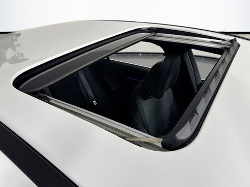 Used 2024 Mercedes-Benz C 300 Sedan image 22