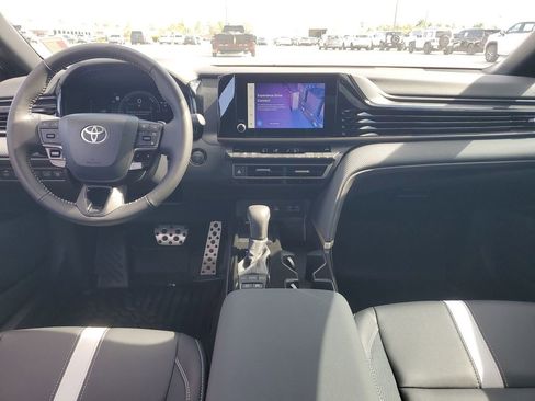 Used 2026 Toyota Camry SE image 10