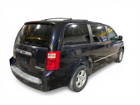 Used 2010 Dodge Grand Caravan SXT w/ Family Value Group image 5