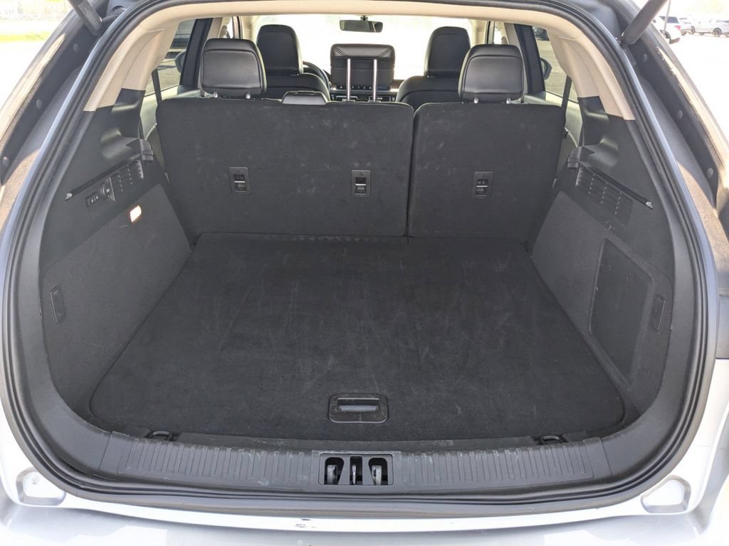 Used 2023 Lincoln Nautilus Reserve FWD image 13