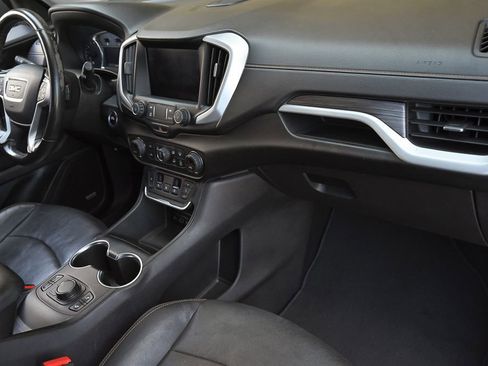 Used 2020 GMC Terrain SLT w/ Preferred Package FWD image 15