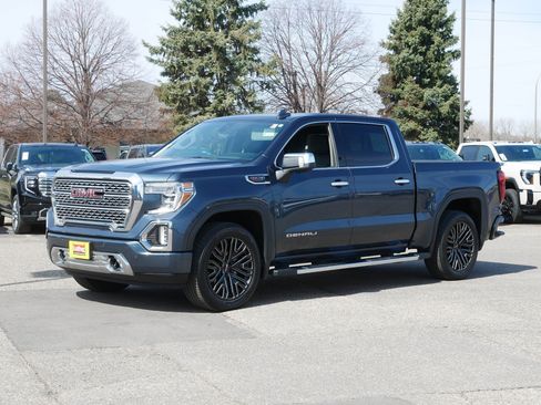 Used 2020 GMC Sierra 1500 Denali w/ Denali Premium Package image 3