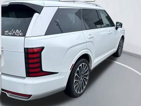 Used 2026 Hyundai Palisade Calligraphy image 6