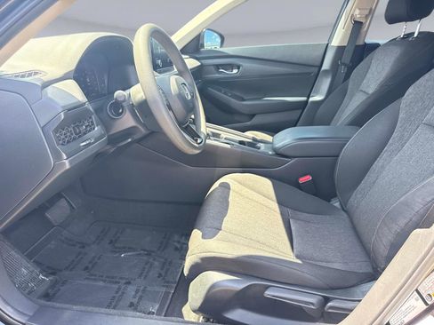 Certified 2024 Honda Accord LX image 18