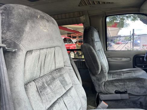Used 1997 Chevrolet Express 1500 image 21