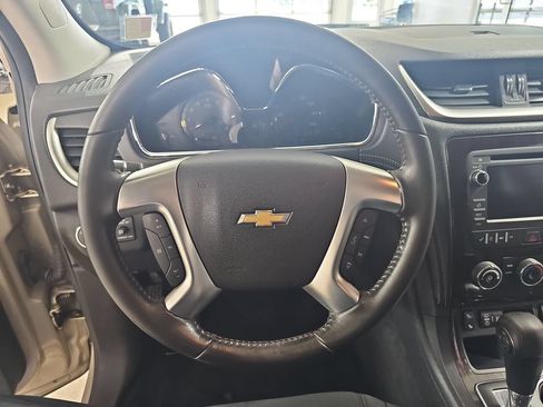 Used 2015 Chevrolet Traverse LT w/ Style and Technology Package AWD/4WD image 25