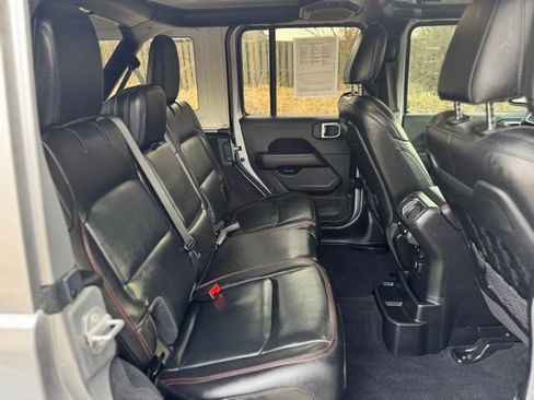 Used 2021 Jeep Wrangler Unlimited Rubicon AWD/4WD image 17