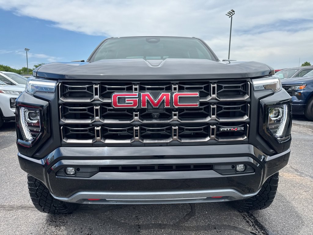 Used 2023 GMC Canyon AT4X AWD/4WD image 2