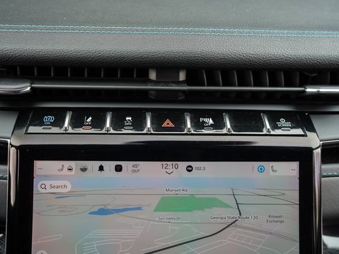 Used 2023 Jeep Grand Cherokee Trailhawk image 33