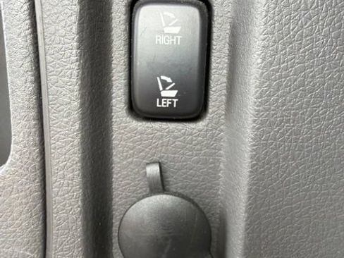 Used 2012 Ford Edge Limited AWD/4WD image 11
