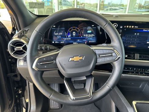 Certified 2026 Chevrolet Equinox LT AWD/4WD image 3
