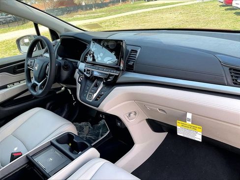 New 2026 Honda Odyssey EX-L image 10