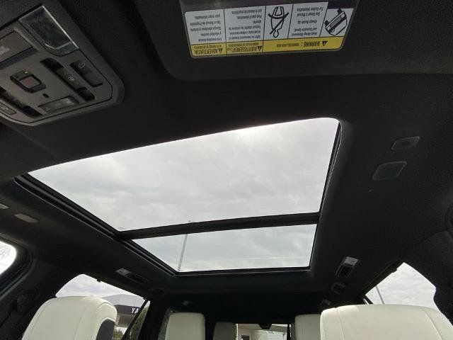 Used 2023 Toyota Sequoia Capstone AWD/4WD image 15
