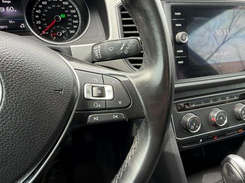 Used 2018 Volkswagen Atlas SE image 28