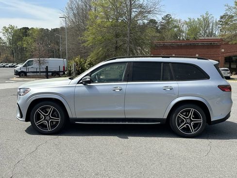 New 2026 Mercedes-Benz GLS 450 4MATIC image 5