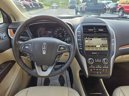 Used 2016 Lincoln MKC Reserve w/ Lincoln MKC Climate Package FWD image 18