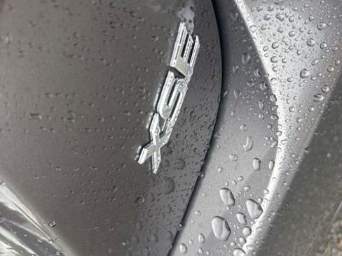 Used 2023 Toyota Camry XSE w/ Navigation Package image 9