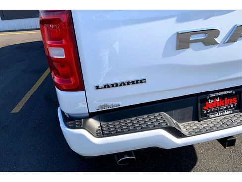 Used 2025 RAM 1500 Laramie w/ Sport Appearance Package AWD/4WD image 9