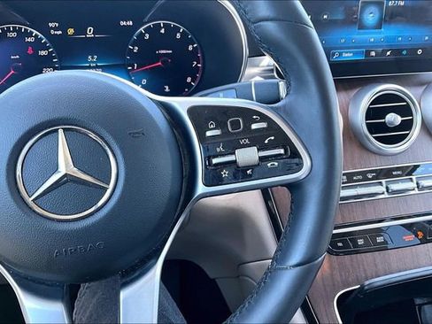 Used 2022 Mercedes-Benz GLC 300 4MATIC image 10