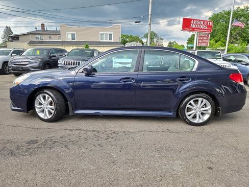 Used 2013 Subaru Legacy 2.5i Limited AWD/4WD image 8
