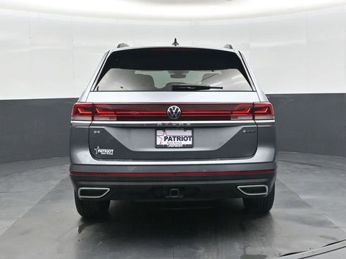 Used 2024 Volkswagen Atlas SE AWD/4WD image 5