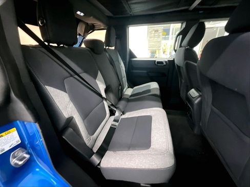 Used 2021 Ford Bronco 4-Door AWD/4WD image 16